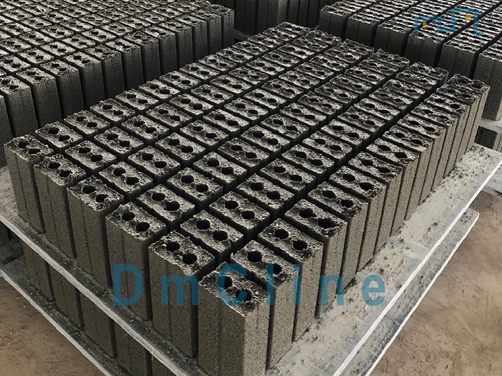 Concrete block is produced by DMC machine
