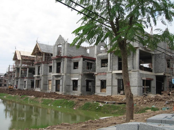 khu biệt thự Vincom Village đang thi công