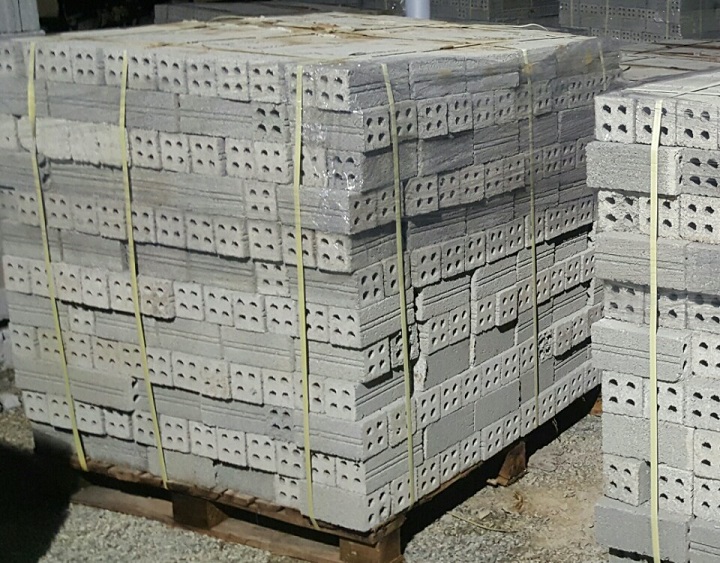Kiêu gạch thành phẩm dây chuyền sản xuất gạch không nung DmCline D4.2